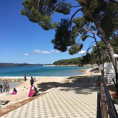 Sunny Soline Campsite 4*
