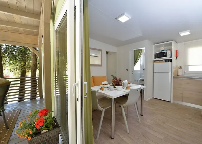 Sunny Soline Camping