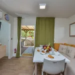 Sunny Soline Kemp Biograd Na Moru