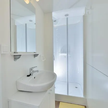 Sunny Soline Biograd Na Moru