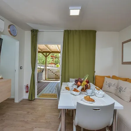 Sunny Soline Campsite Biograd Na Moru