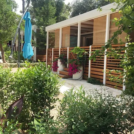 Sunny Soline مكان تخييم 4*