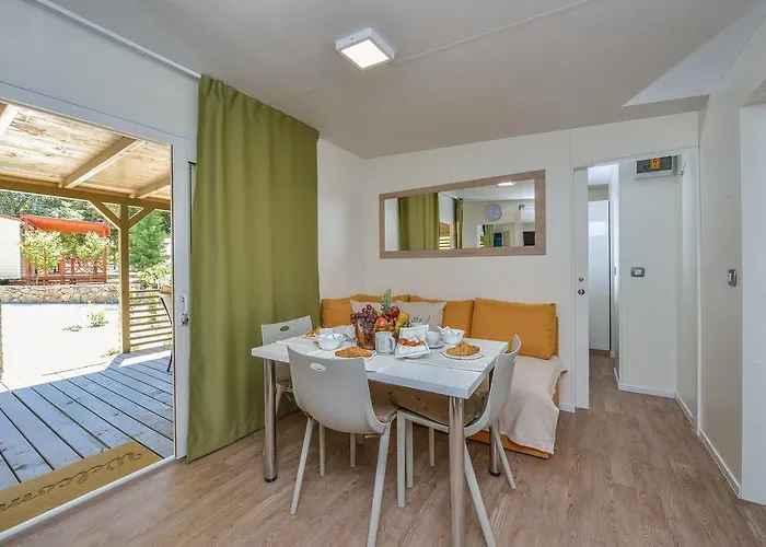 Sunny Soline Biograd Na Moru